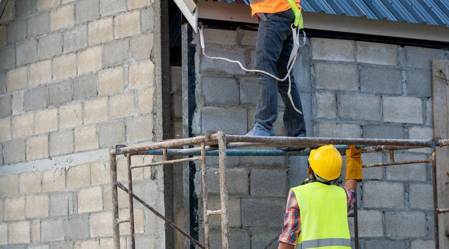 Professional residential roofers in Hot Springs, VA
